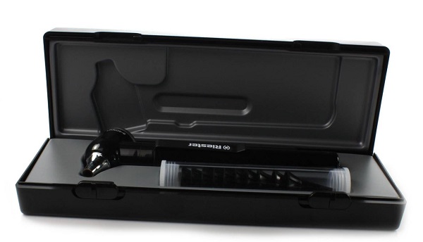 OTOSCOPIO C/Manico a Pile SAF